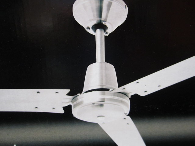 Exhaust fan light 250mm 22W fluro White/Silver