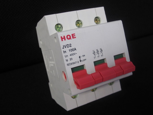Main switch 3 pole isolators 100A